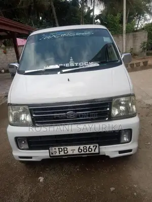 Daihatsu SV 200 2004 Van (Used)