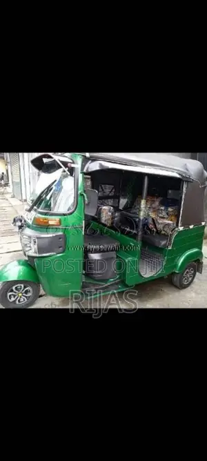 Bajaj RE 2016 Three Wheel (Used)