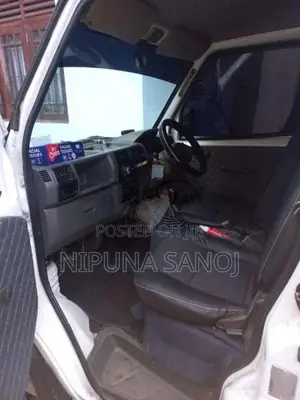 Mitsubishi MiniCab 2000 Van (Used)