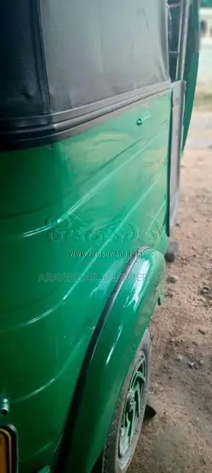 Bajaj 4 stroke 2009 Three Wheel (Used)