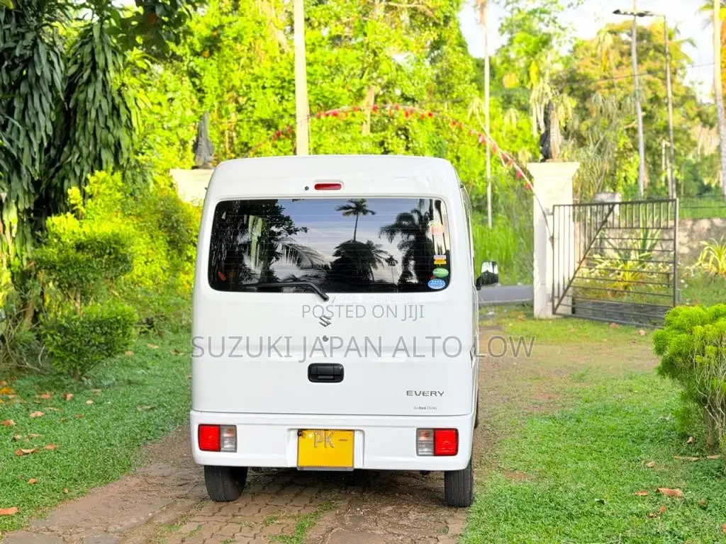 Suzuki Every 2024 Van (Used)