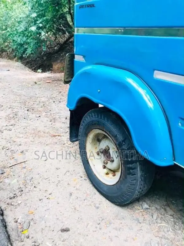 Bajaj RE 4 Stroke 2014 Three Wheel (Used)
