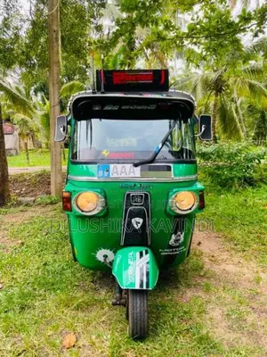 Bajaj RE 205 2012 Three Wheel (Used)