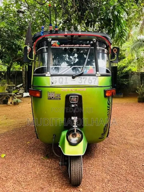 Bajaj 2 stroke 2006 Three Wheel (Used)