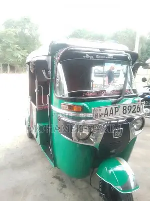 Bajaj 4 Stroke 2014 Three Wheel (Used)