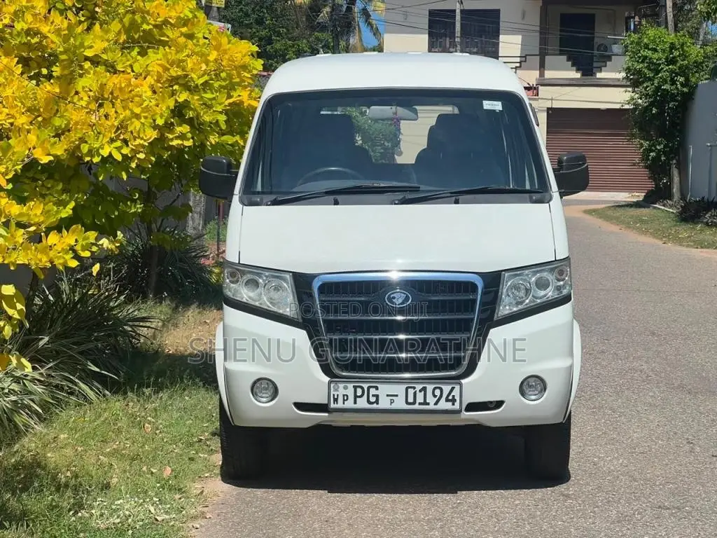 Micro Mpv 2015 Van (Used)