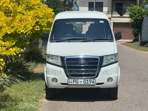 Micro Mpv 2015 Van (Used)