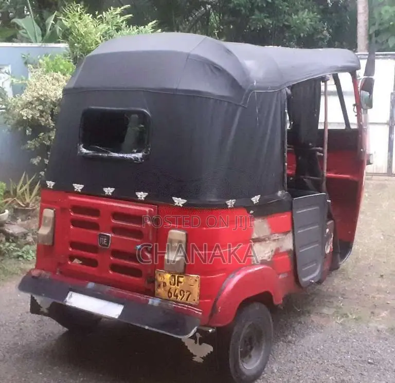Bajaj RE 2004 Three Wheel (Used)