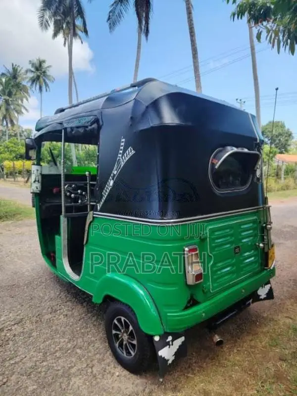 Bajaj RE 4 Stroke 2014 Three Wheel (Used)