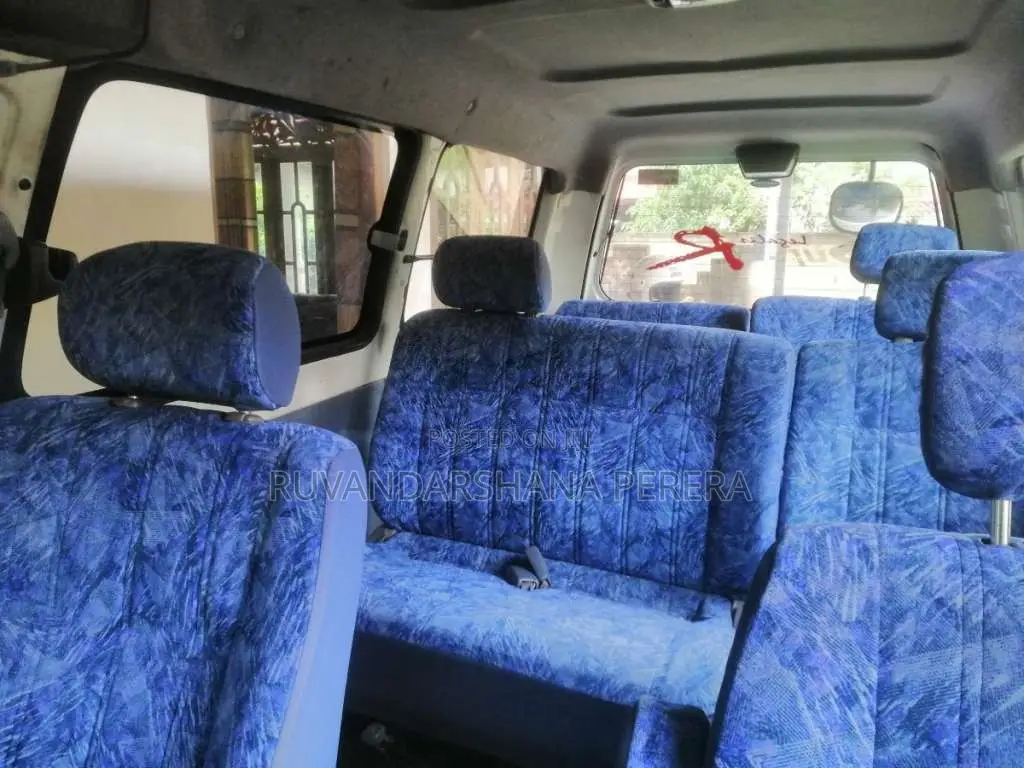 Toyota Noah Cr42 2003 Van (Used)