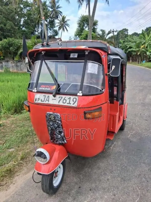 Bajaj 2 stroke 2004 Three Wheel (Used)