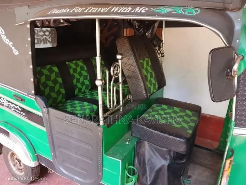 Bajaj 4 Stroke 1993 Three Wheel (Used)
