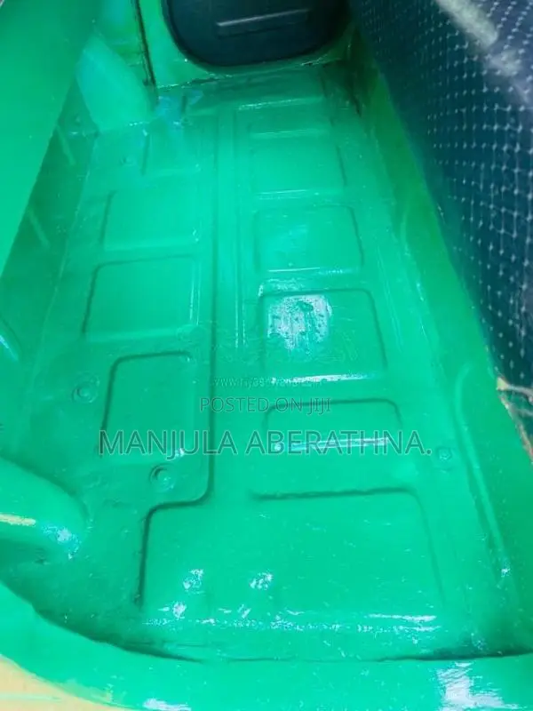 Bajaj 4 Stroke 2010 Three Wheel (Used)