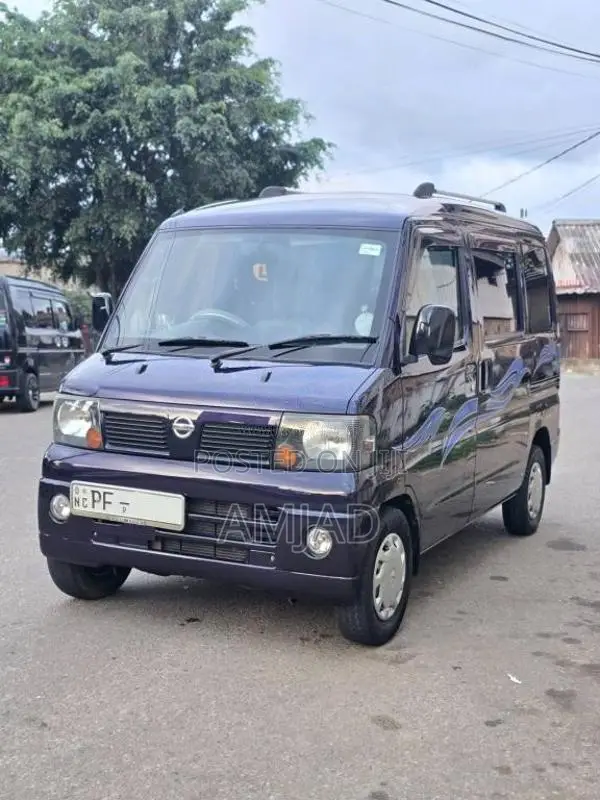 Nissan Clipper 2011 Van (Used)