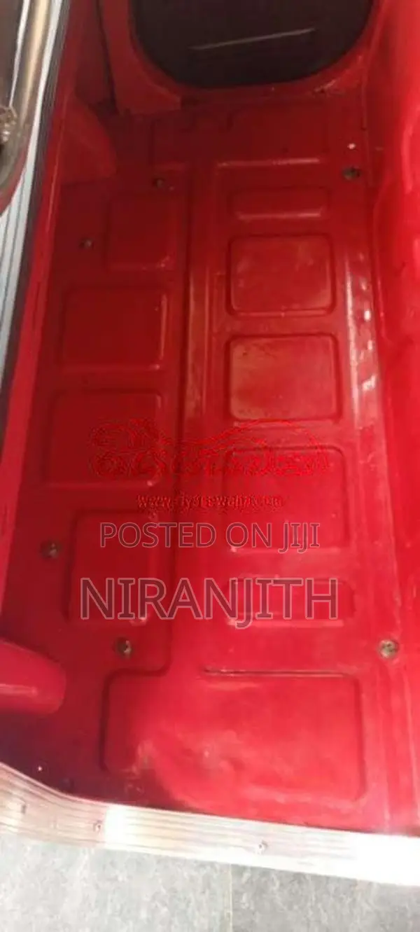Bajaj 4 Stroke 2010 Three Wheel (Used)