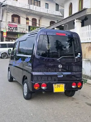 Nissan Clipper 2011 Van (Used)