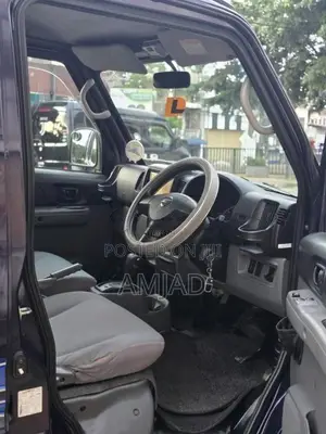 Nissan Clipper 2011 Van (Used)