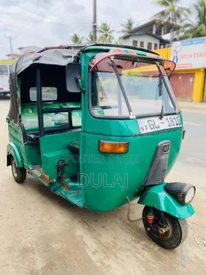Bajaj RE 2 Stroke 2001 Three Wheel (Used)