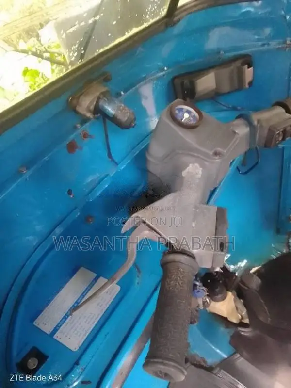 Bajaj 4 Stroke 2009 Three Wheel (Used)