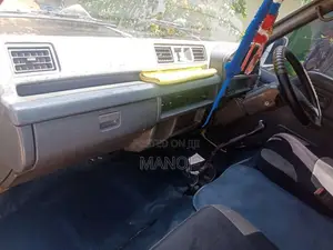 Isuzu Fargo 1991 Van (Used)