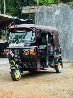 Bajaj 4 Stroke 2011 Three Wheel (Used)