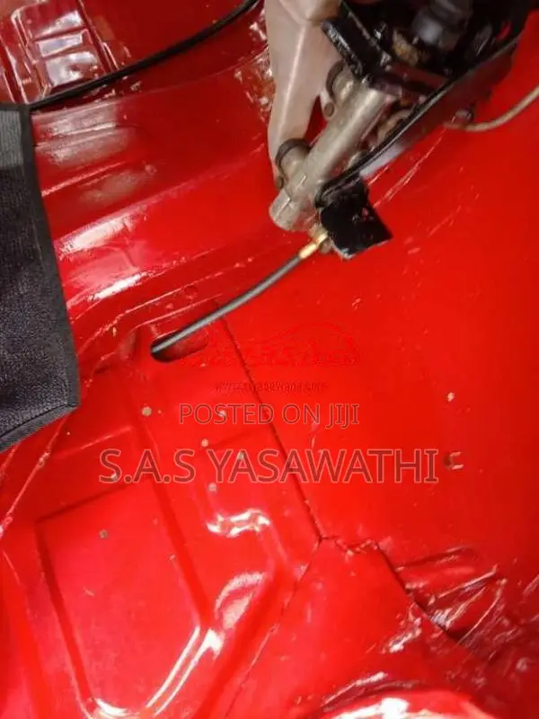 Bajaj 4 Stroke 2010 Three Wheel (Used)