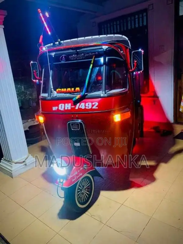 Bajaj RE 2 Stroke 2006 Three Wheel (Used)