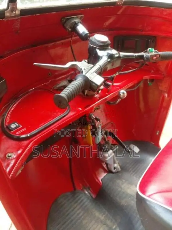 Bajaj RE 1998 Three Wheel (Used)