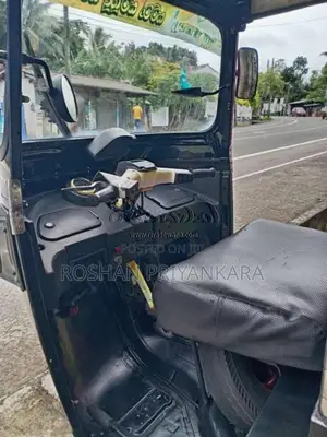 Bajaj RE 4 Stroke 2013 Three Wheel (Used)