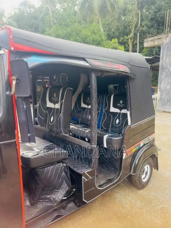 Bajaj 4 Stroke 2014 Three Wheel (Used)