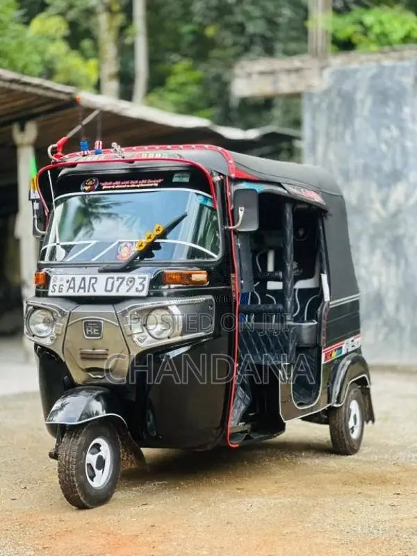 Bajaj 4 Stroke 2014 Three Wheel (Used)