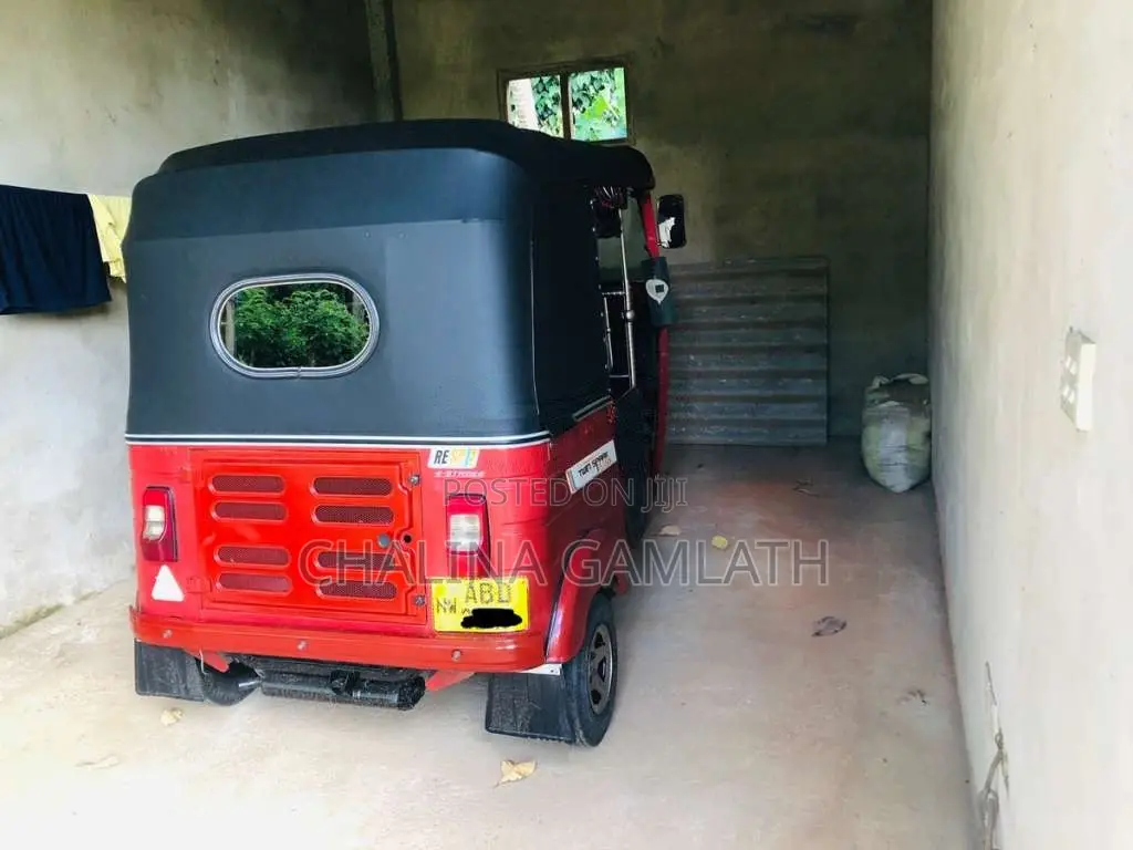 Bajaj RE 2015 Three Wheel (Used)