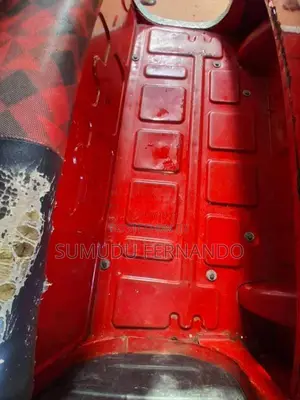 Bajaj RE 205 2015 Three Wheel (Used)