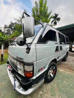 Toyota Shell 1988 Van (Used)