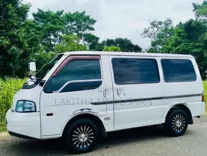 Nissan Vanette 2010 Van (Used)
