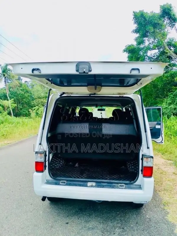 Nissan Vanette 2010 Van (Used)