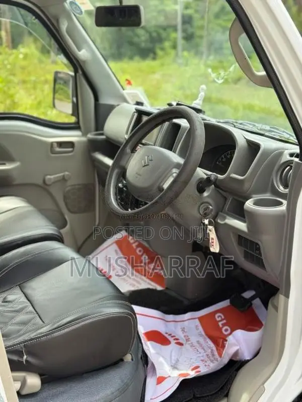 Suzuki Every 2015 Van (Used)
