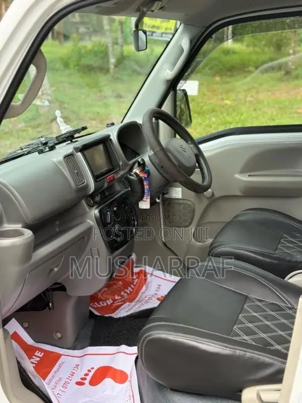 Suzuki Every 2015 Van (Used)
