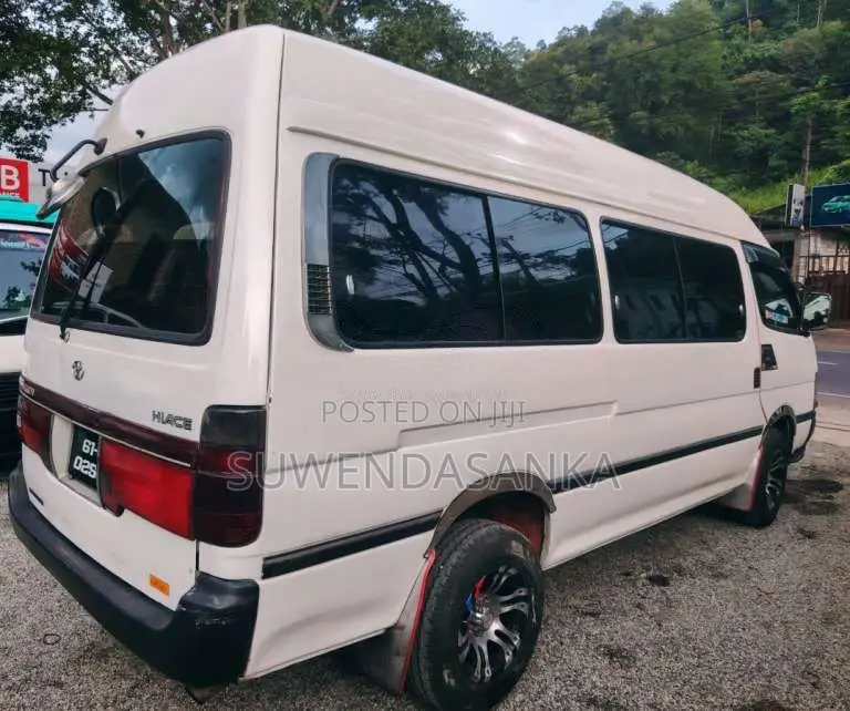 Toyota Dolphin High Roof Super Long 1991 Van (Used)