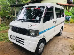 Mitsubishi MiniCab 2001 Van (Used)