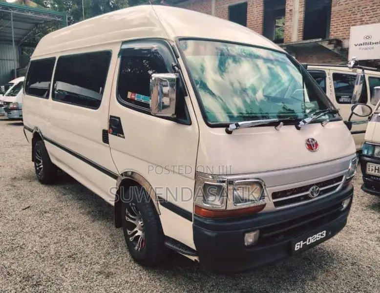 Toyota Dolphin High Roof Super Long 1991 Van (Used)