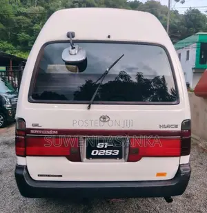 Toyota Dolphin High Roof Super Long 1991 Van (Used)