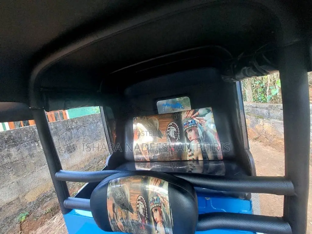 Bajaj RE 205 2013 Three Wheel (Used)