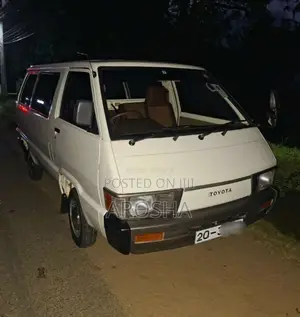 Toyota TownAce 1986 Van (Used)