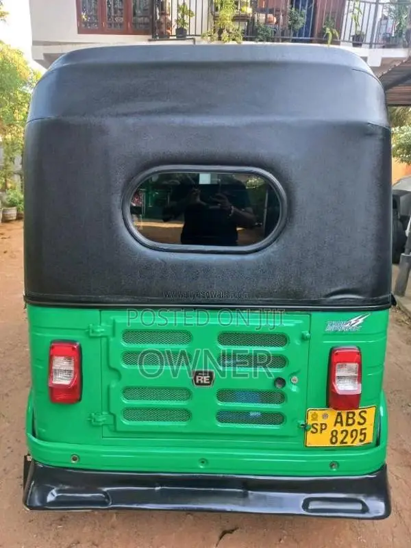 Bajaj 4 Stroke 2018 Three Wheel (Used)