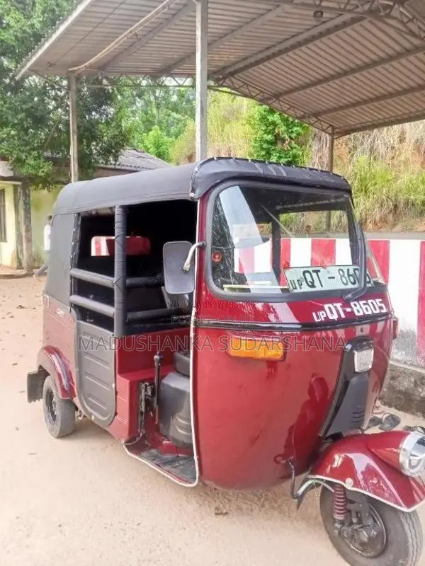 Bajaj 2 Stroke 2009 Three Wheel (Used)
