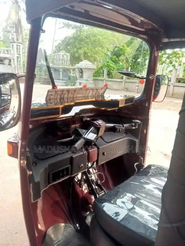 Bajaj 2 Stroke 2009 Three Wheel (Used)