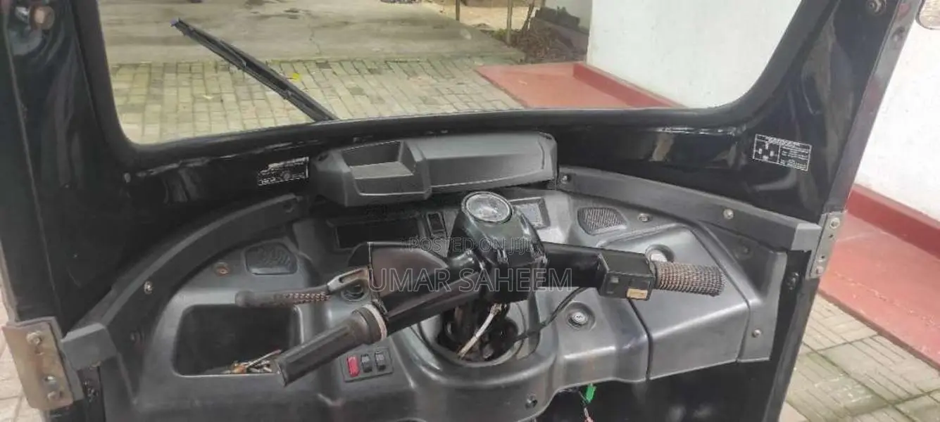 TVS King 2015 Three Wheel (Used)