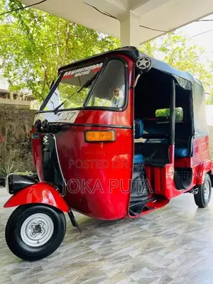 Bajaj 2 Stroke 2006 Three Wheel (Used)