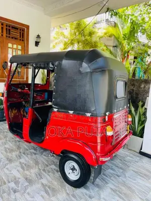 Bajaj 2 Stroke 2006 Three Wheel (Used)